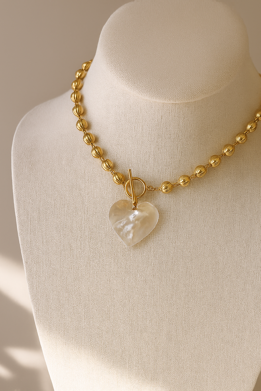 Heart Nacar Necklace