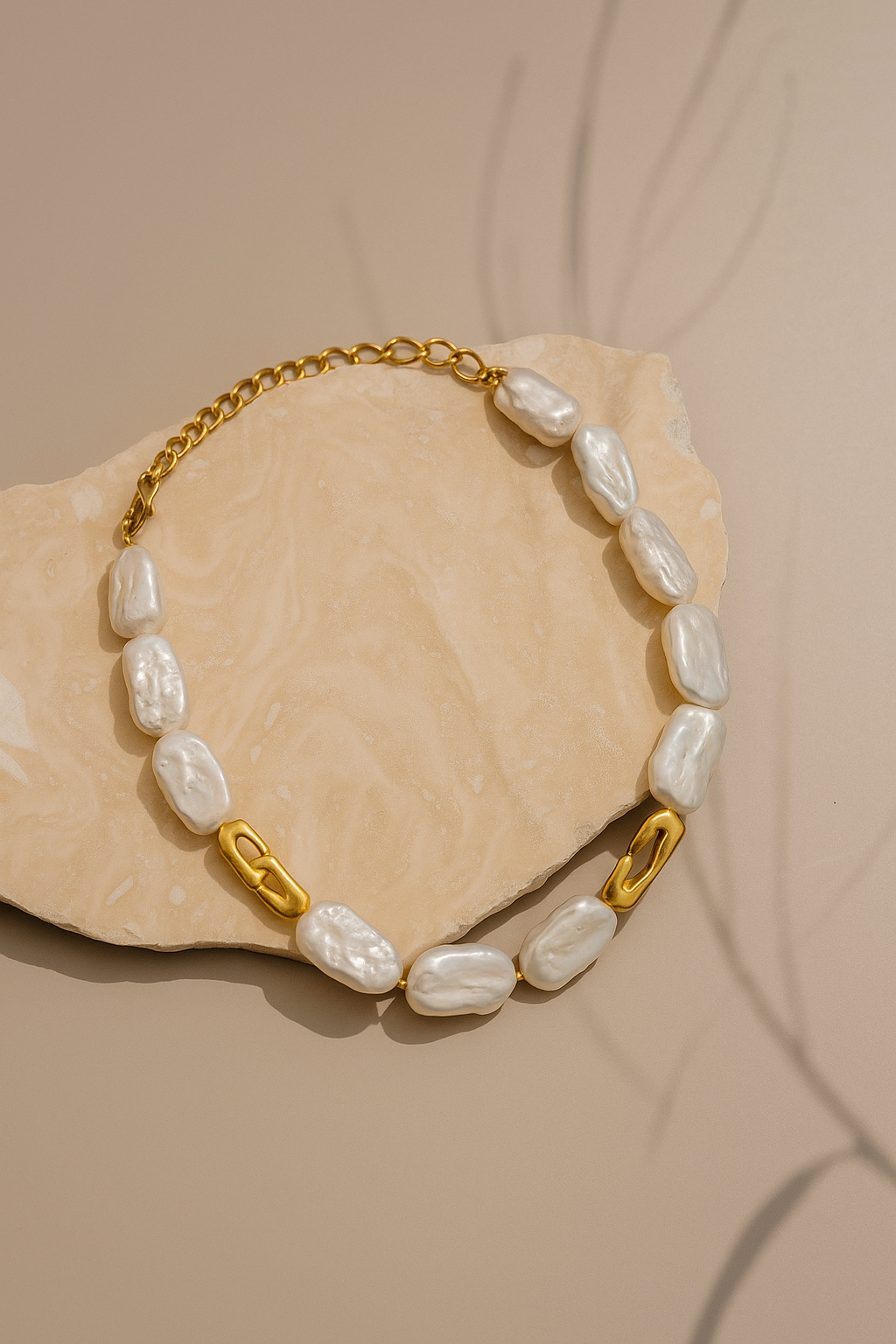 Nacar Unique Necklace
