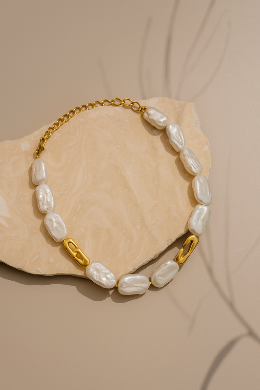 Nacar Unique Necklace