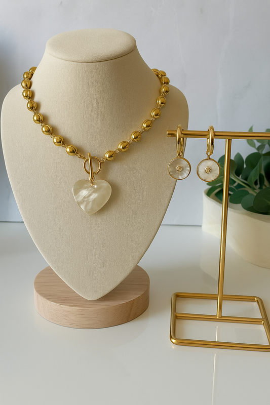Heart Nacar Necklace